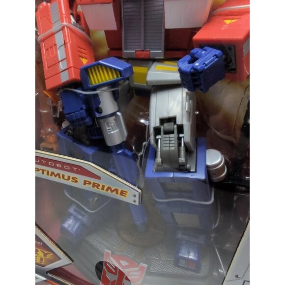 Transformers G1 The Movie 20th Anniversary Masterpiece Optimus Prime Hasbro 2006 - Picture 3 of 15